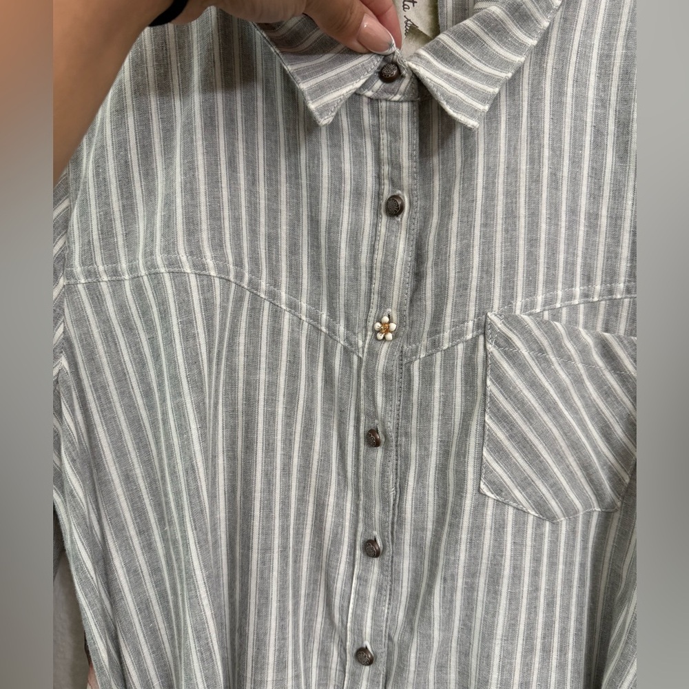 Aratta Silent Journey Striped Gray Dress with Leaf Accents - Picture 4 of 11